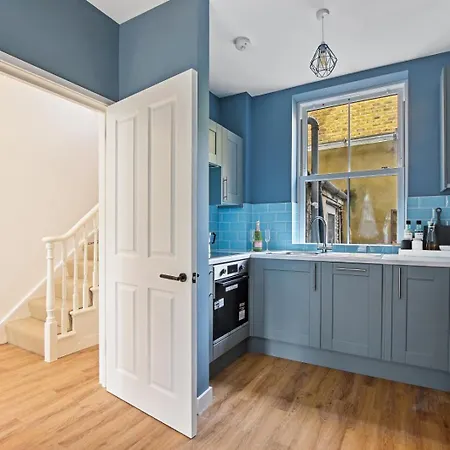 London Home Kensington